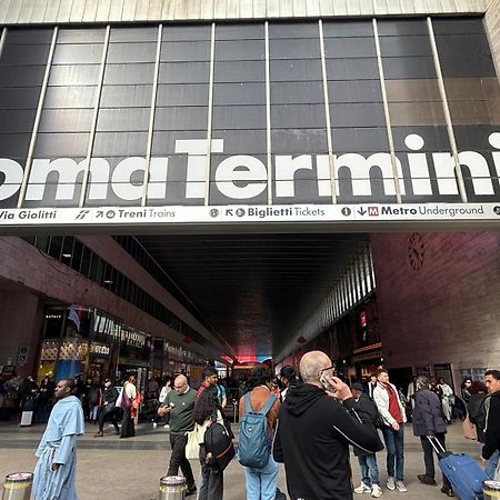 Апартаменти Sweety Rome Termini Екстер'єр фото
