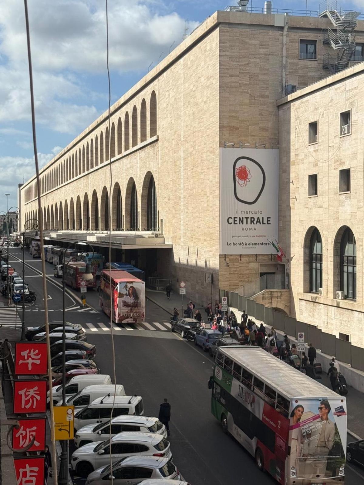 Апартаменти Sweety Rome Termini Екстер'єр фото